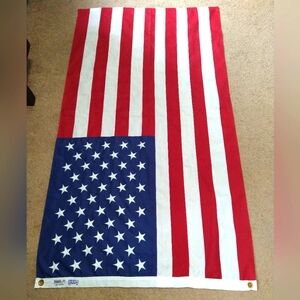Annin Flagmakers Large American Flag 62" X 35" Tough-Tex Two Ply